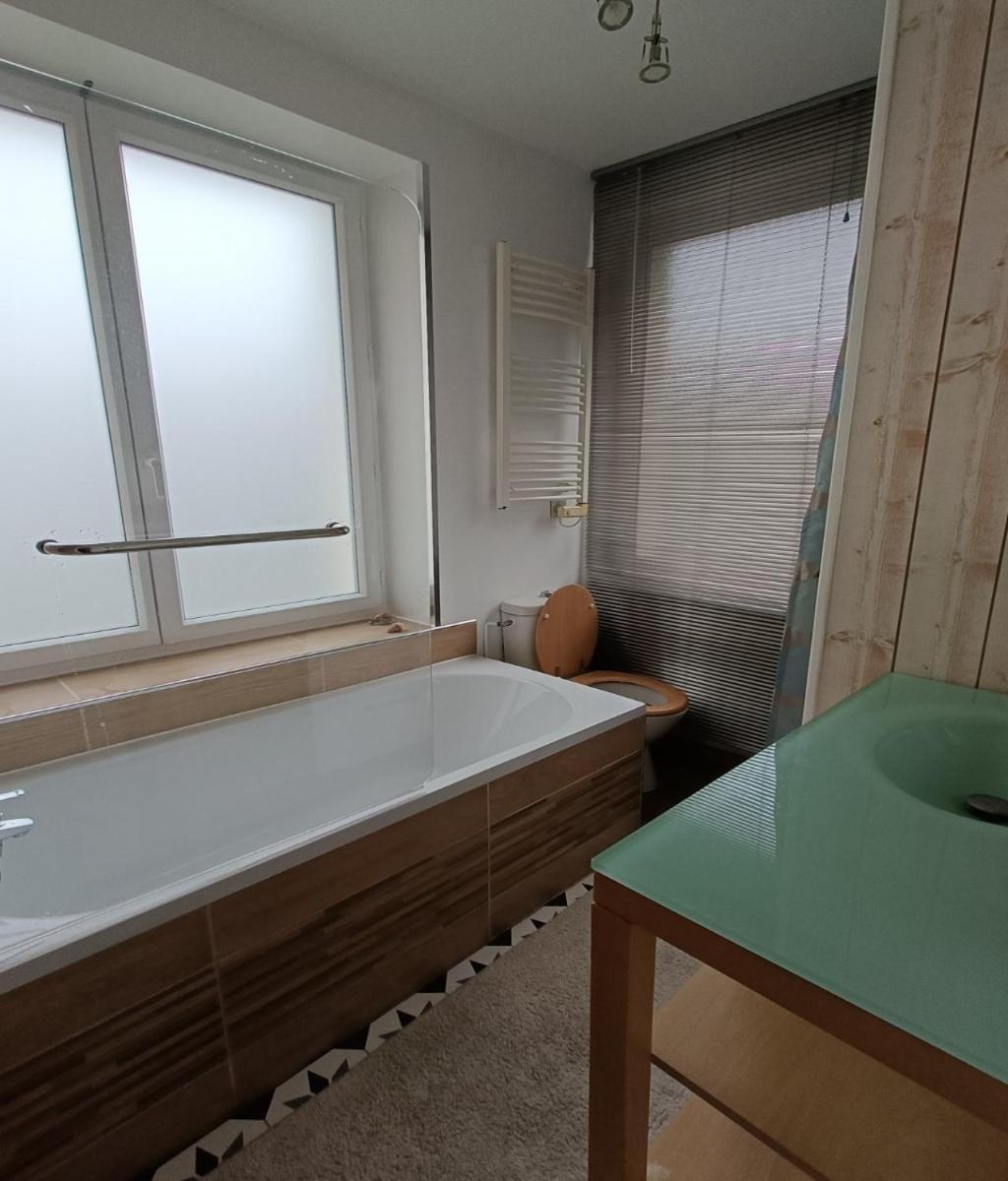 Le Pressoir Apartment เฟก็องป์ ภายนอก รูปภาพ